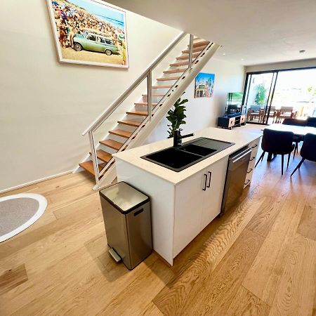Luxury St Kilda Townhouse In The Sky Apartment Melbourne Exterior foto
